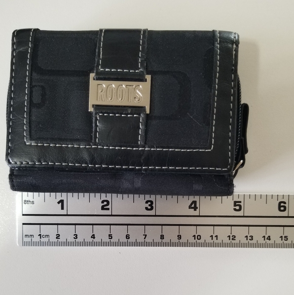 Roots Wallet Black Jacquard - Picture 7 of 9